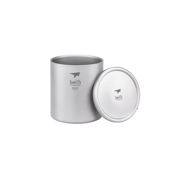 KETI3307-Double-Wall-Titanium-Mug-with-Lid-600ml